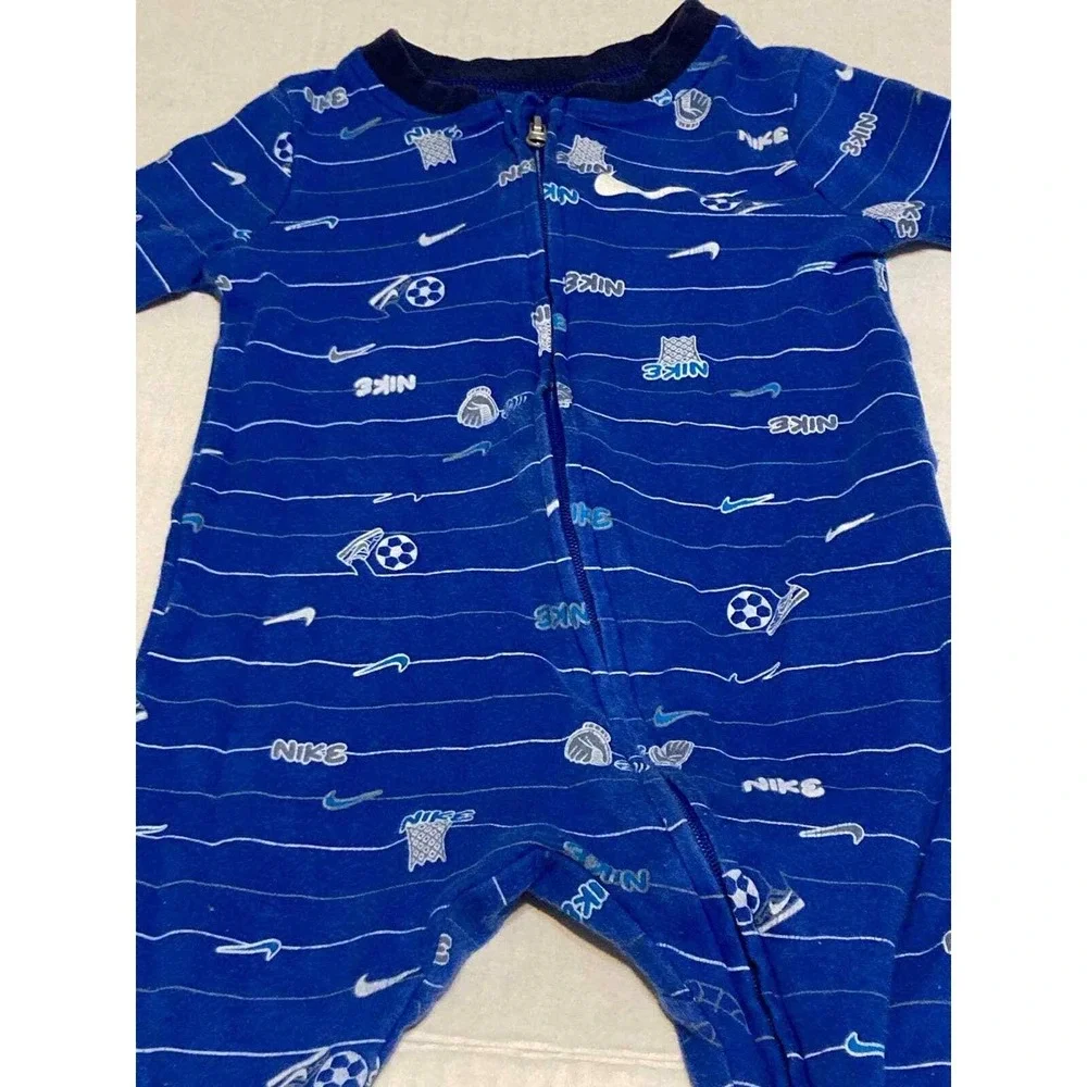 Nike Baby Infant Blue Soccer Football Footed Sleeper Pajamas 6M‎